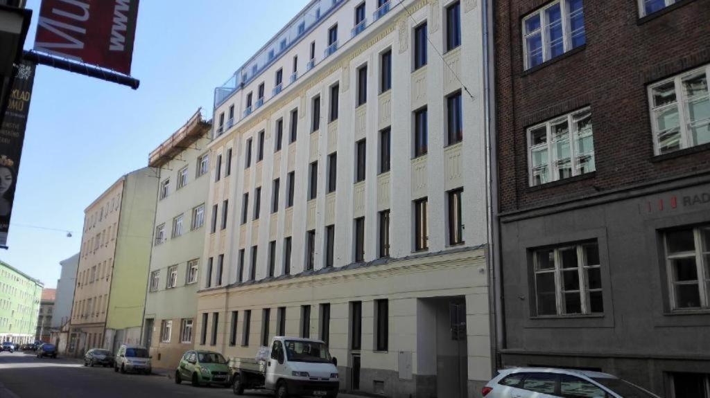 Apartments Near The Center With Privat Parking Brno Buitenkant foto